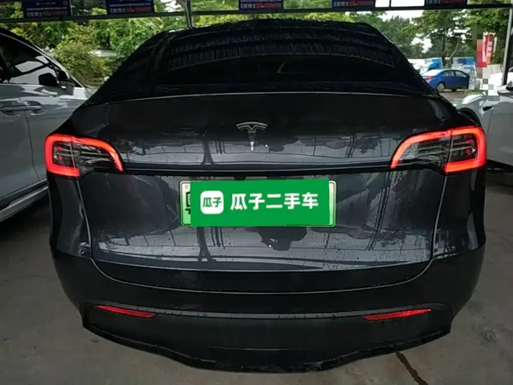 Tesla Model Y — фото 5