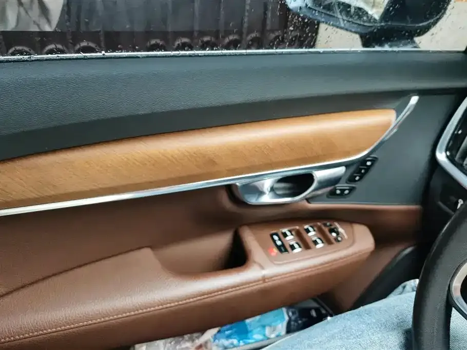 Volvo S90 PHEV 2022 из CN, фото 8