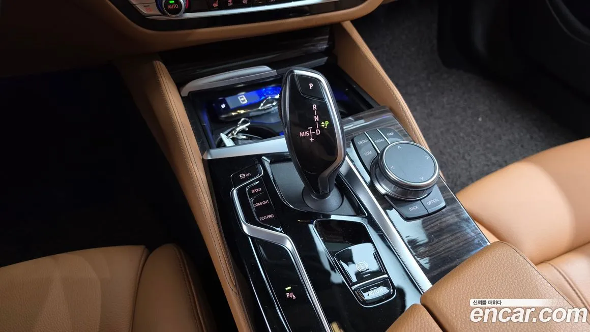 BMW 5-Series 2023 из KR, фото 4