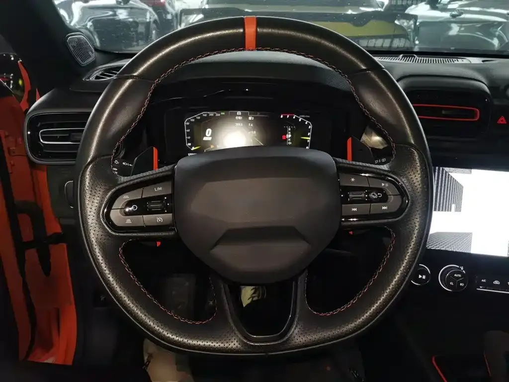 Lynk & Co 02 Hatchback 2023 из CN, фото 9