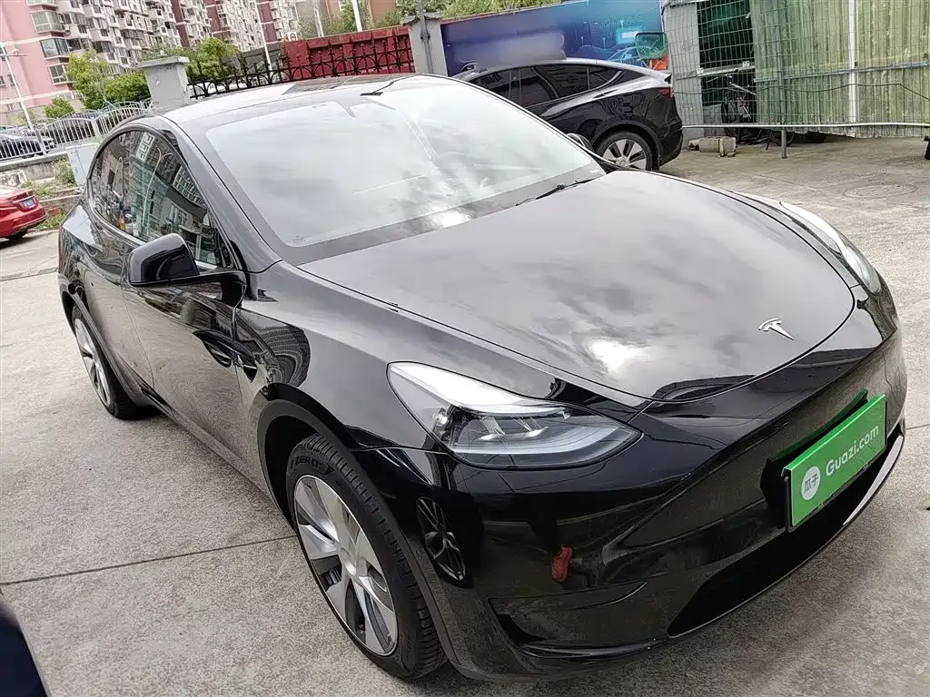 Tesla Model Y — фото 7