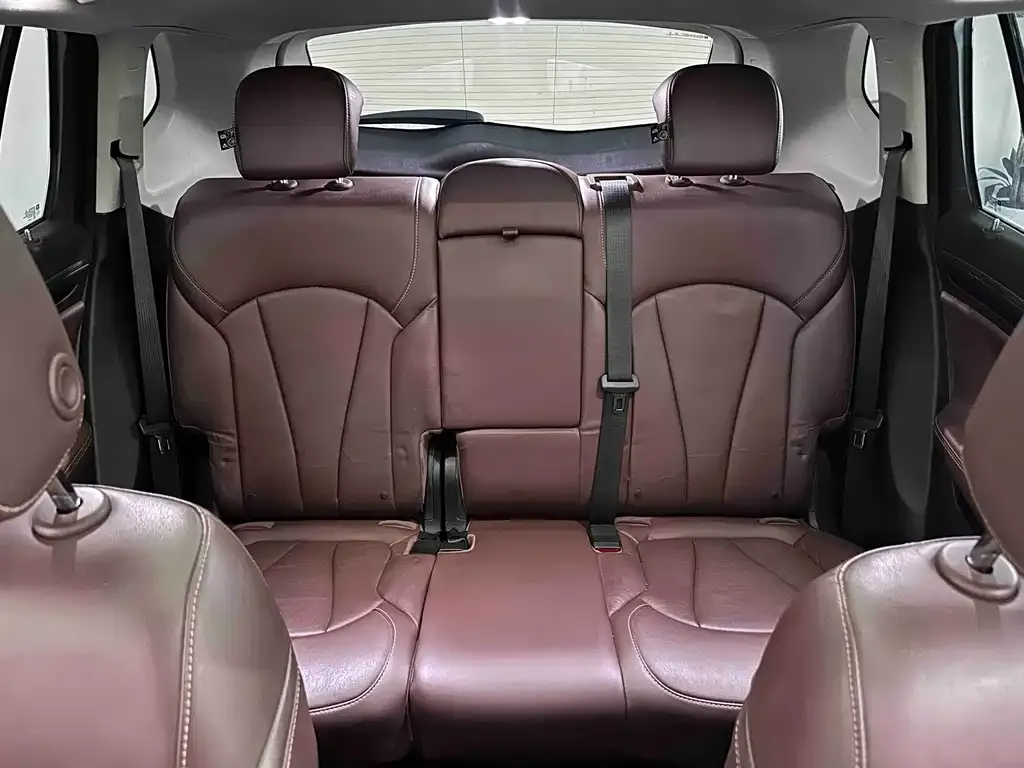 Buick Envision Plus — фото 6