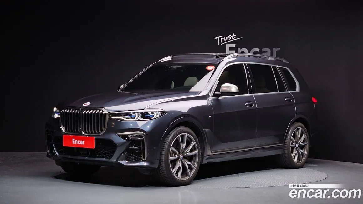 BMW X7 — фото 1