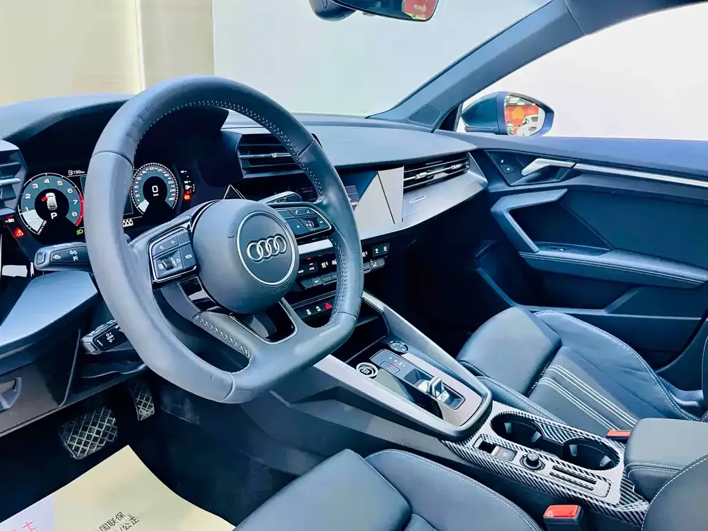 Audi A3 — фото 2
