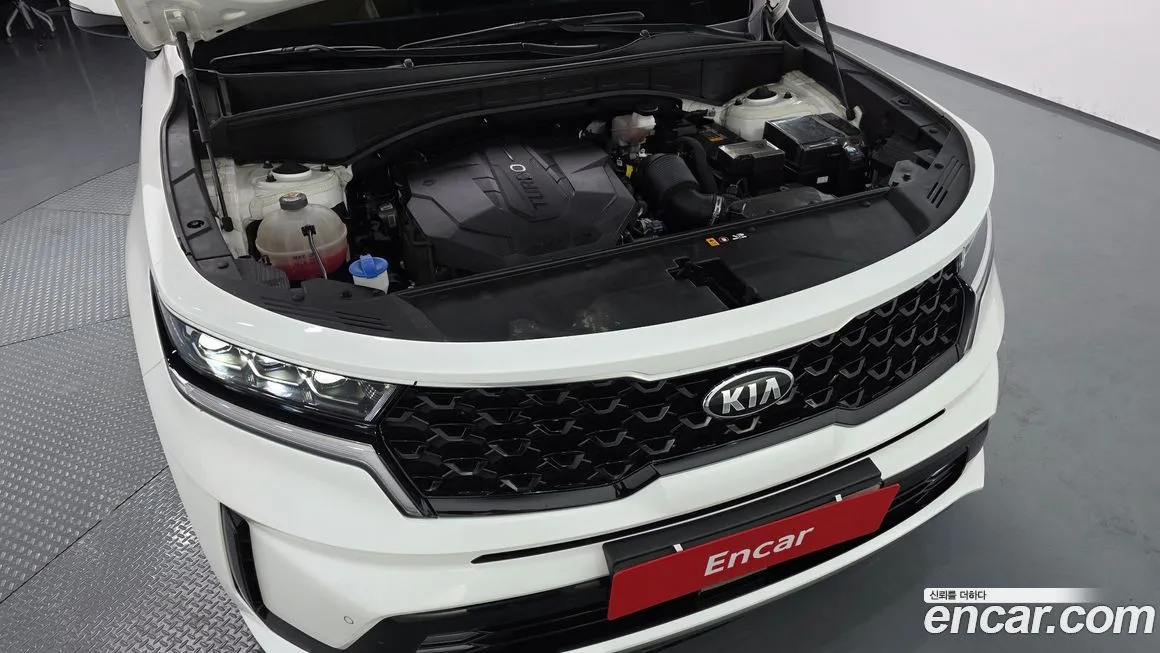 Kia Sorento — фото 7