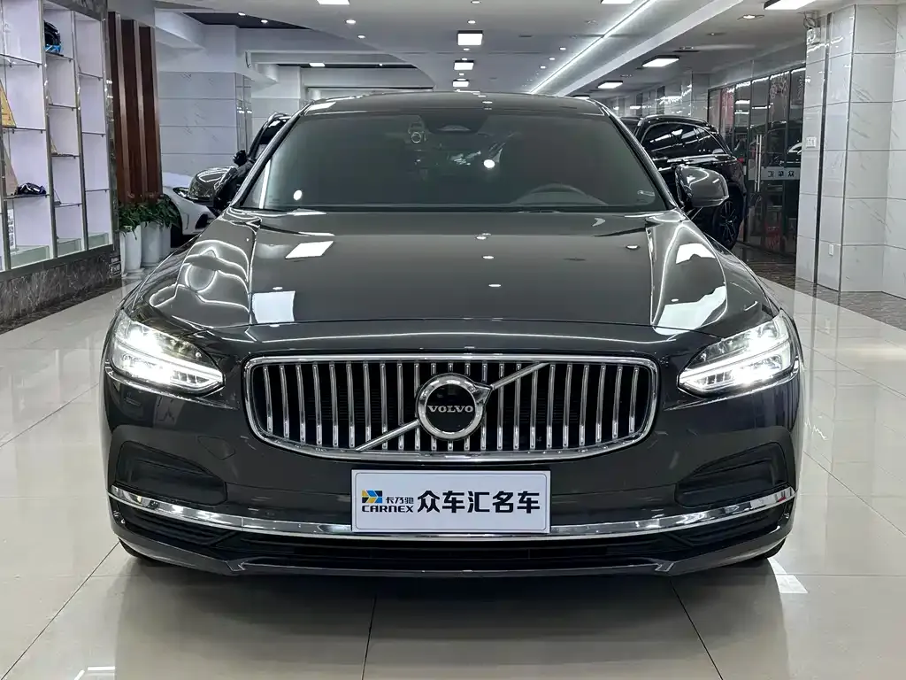 Volvo S90 2023 из CN, фото 5