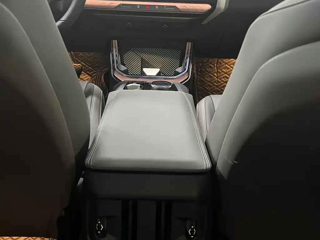 BMW X3 2025 из CN, фото 10