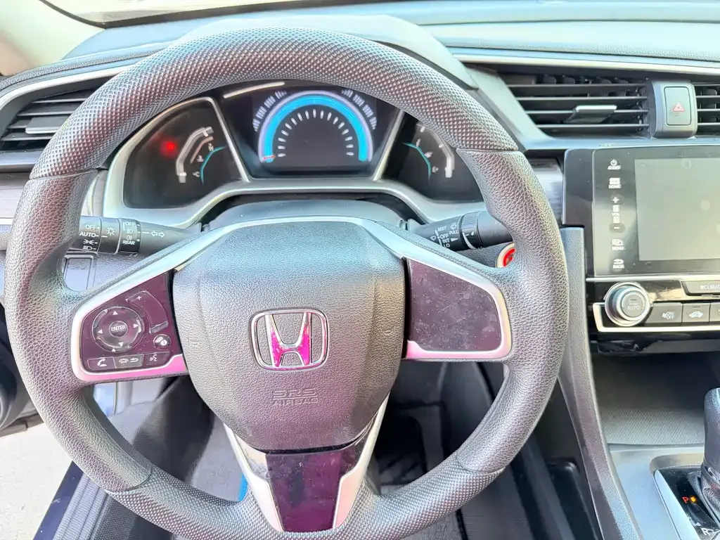 Honda Civic — фото 7