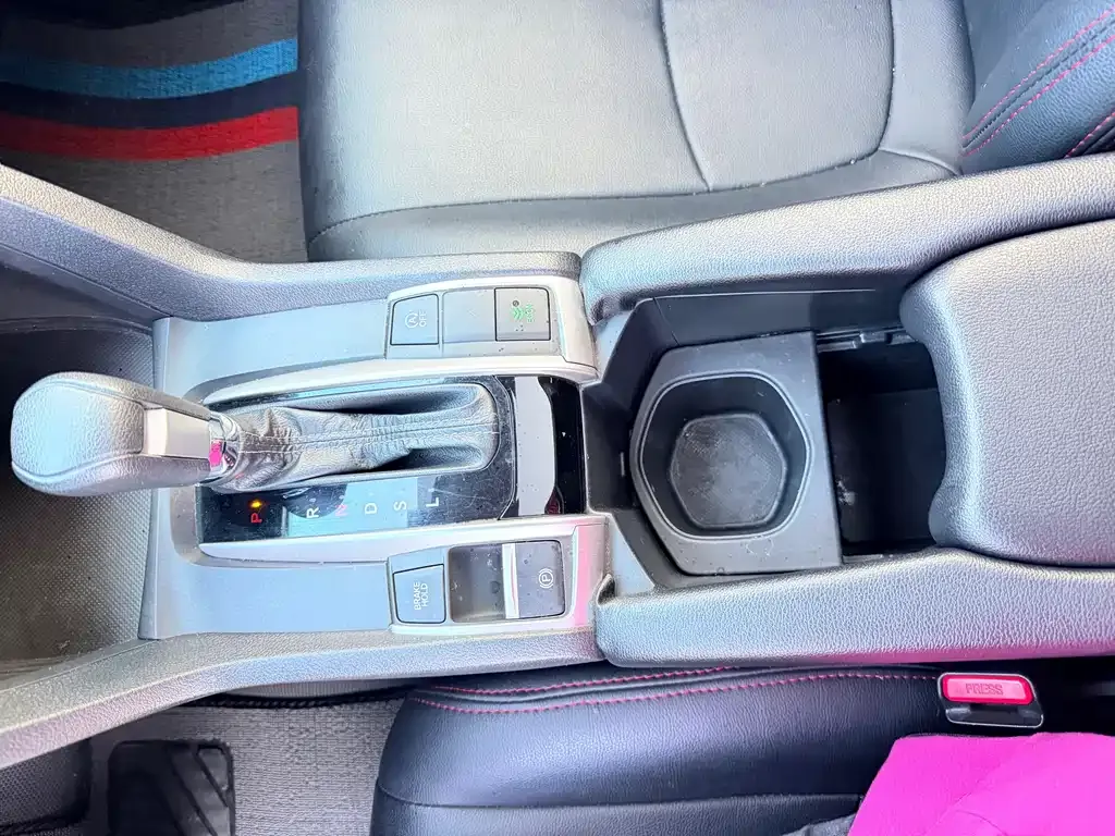 Honda Civic — фото 5