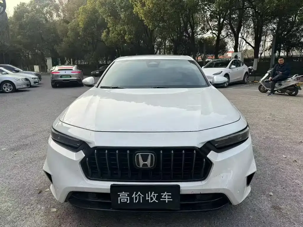 Honda Inspire — фото 9