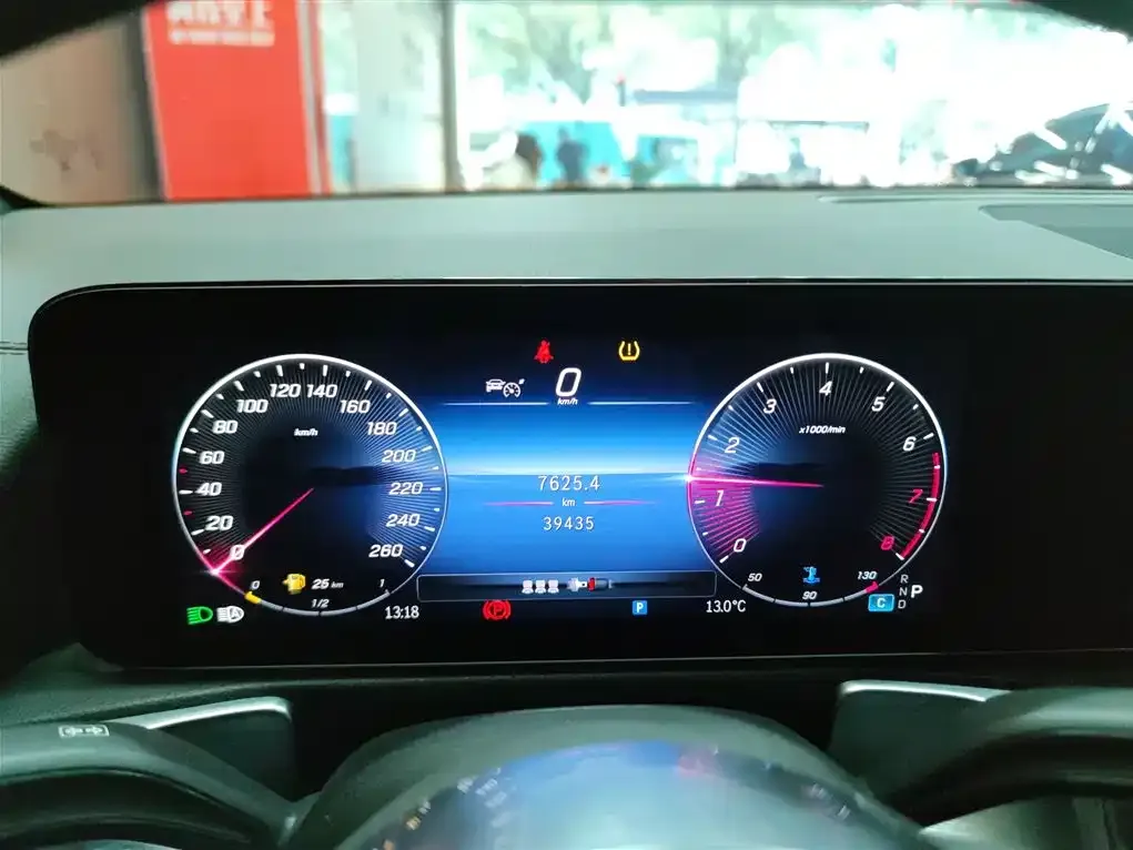 Mercedes-Benz GLB 2024 из CN, фото 3