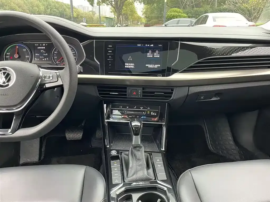 Volkswagen Passat New Energy 2021 из CN, фото 4