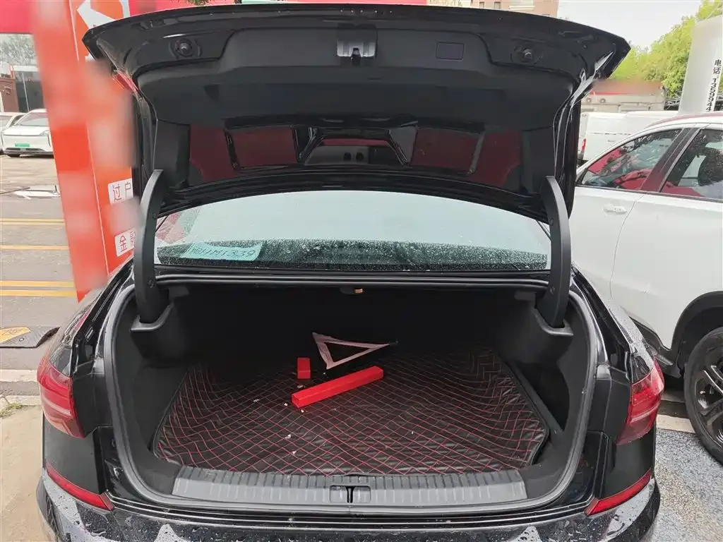 Volkswagen Passat New Energy 2021 из CN, фото 2