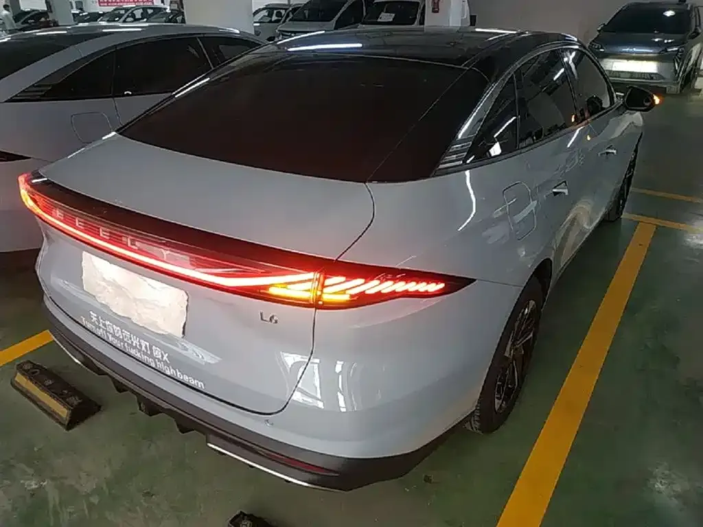 Geely Galaxy L6 2024 из CN, фото 6