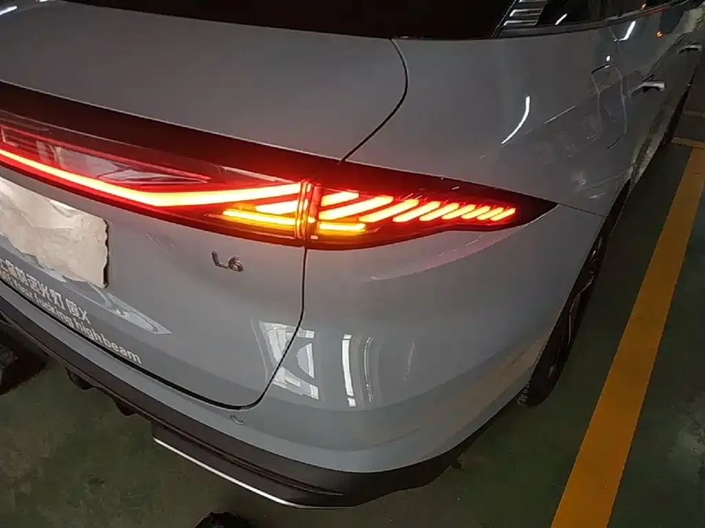 Geely Galaxy L6 2024 из CN, фото 4