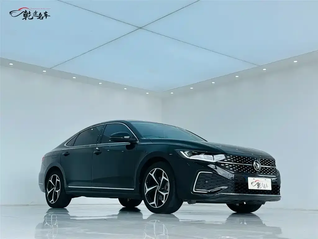 Volkswagen Passat — фото 3