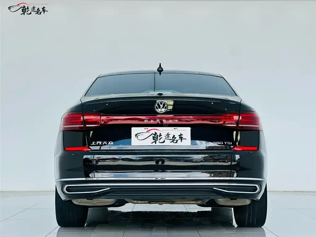 Volkswagen Passat — фото 8