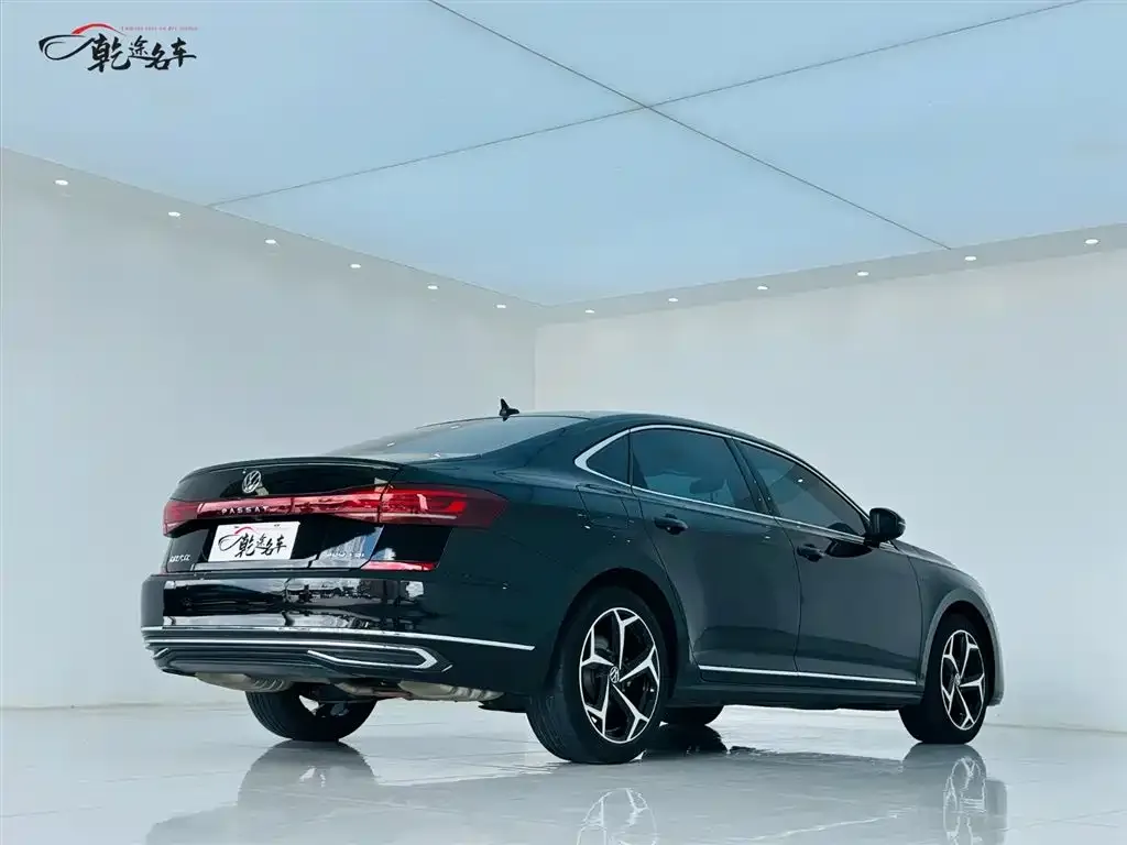 Volkswagen Passat — фото 5
