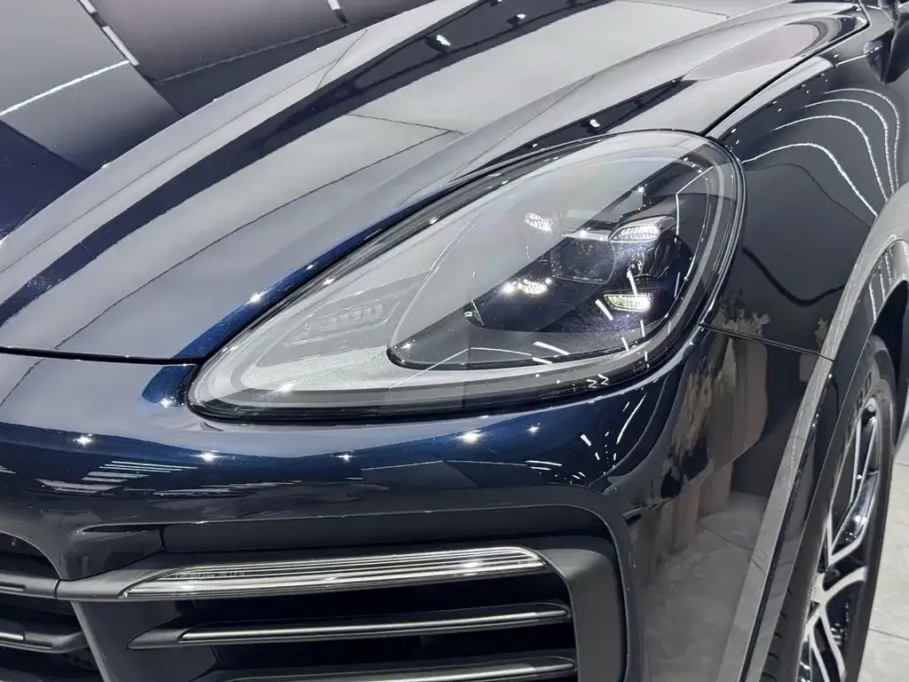 Porsche Cayenne — фото 10