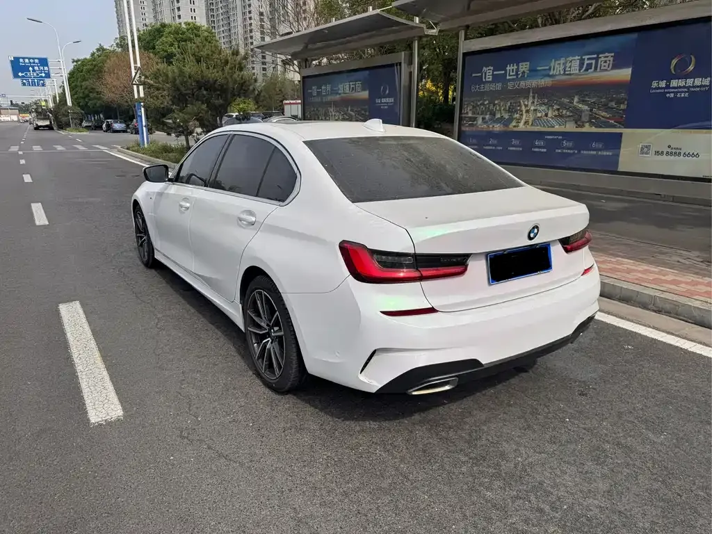BMW 3 Series 2021 из CN, фото 3
