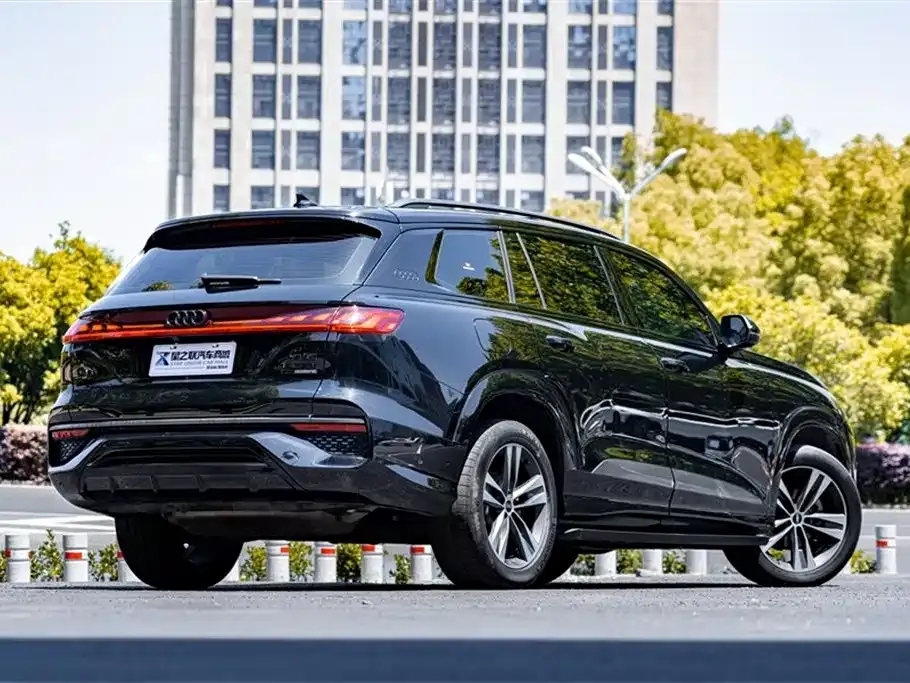 Audi Q6 2023 из CN, фото 10