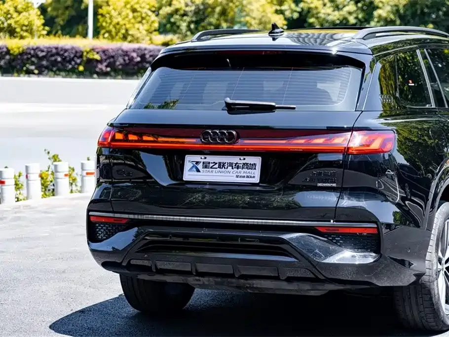 Audi Q6 2023 из CN, фото 2