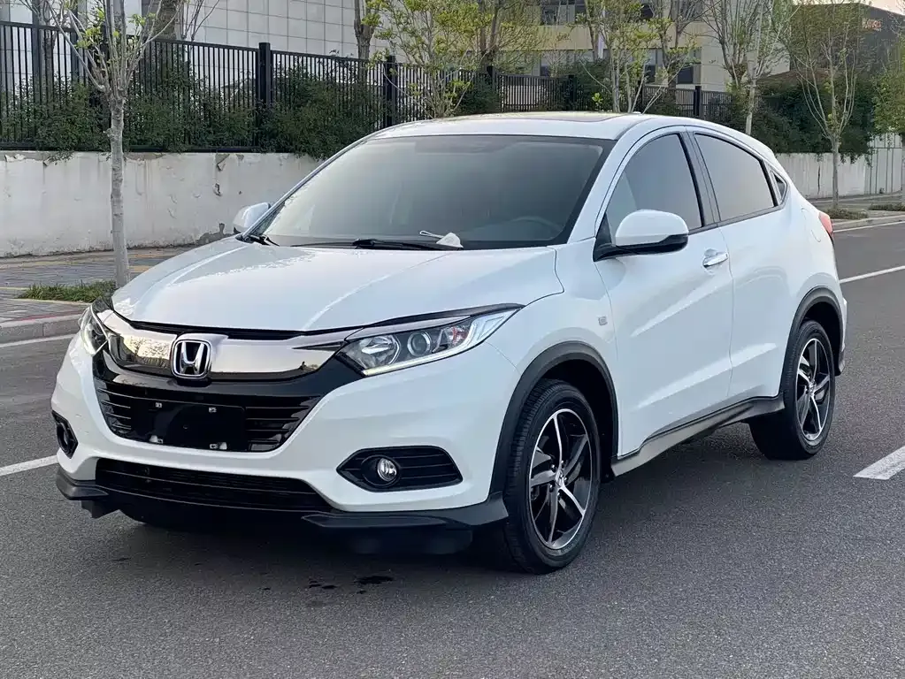 Honda Vezel — фото 1