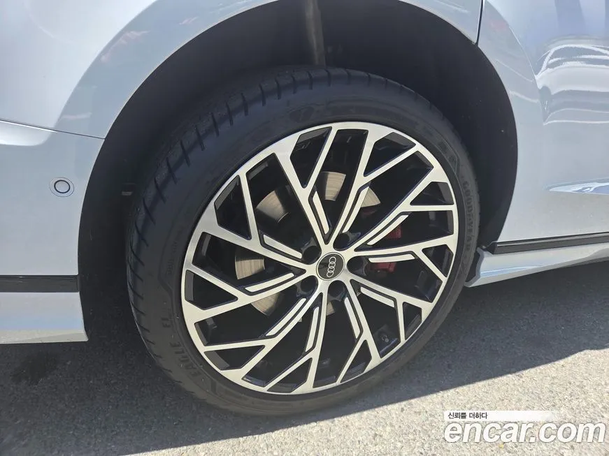 Audi S8 2023 из KR, фото 3