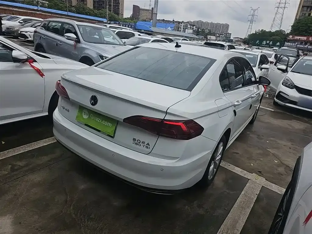 Volkswagen Bora 2021 из CN, фото 4