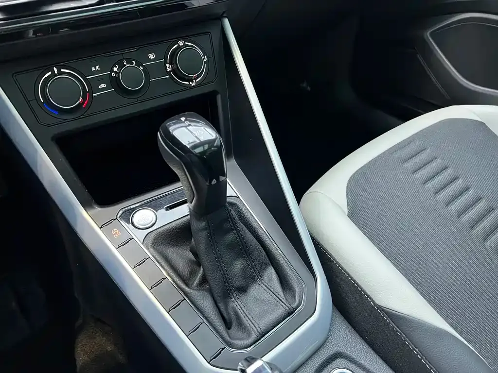 Volkswagen Polo 2022 из CN, фото 7