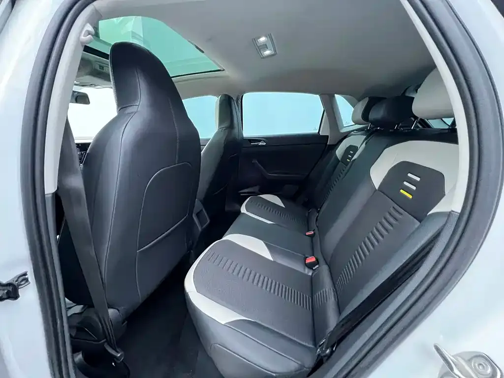 Volkswagen Polo 2022 из CN, фото 9
