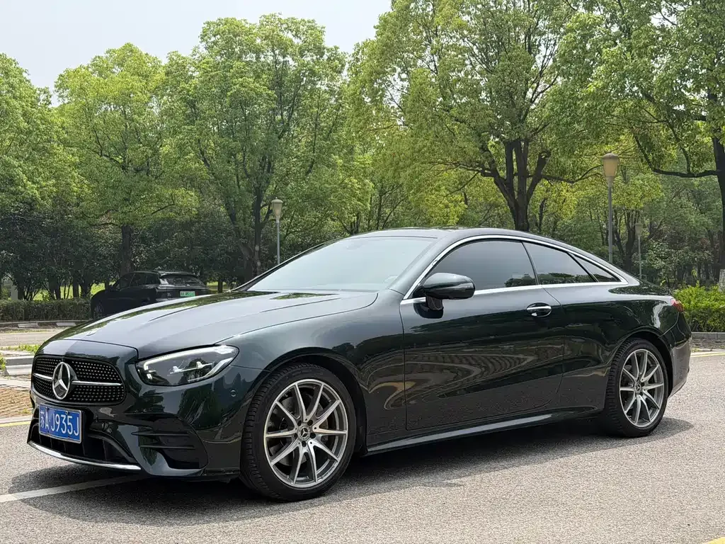 Mercedes-Benz E-Class (Import) — фото 1