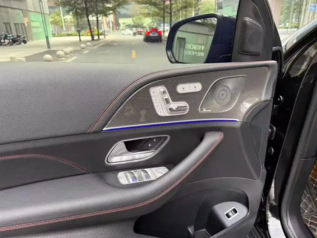 Mercedes-Benz GLE AMG — фото 7