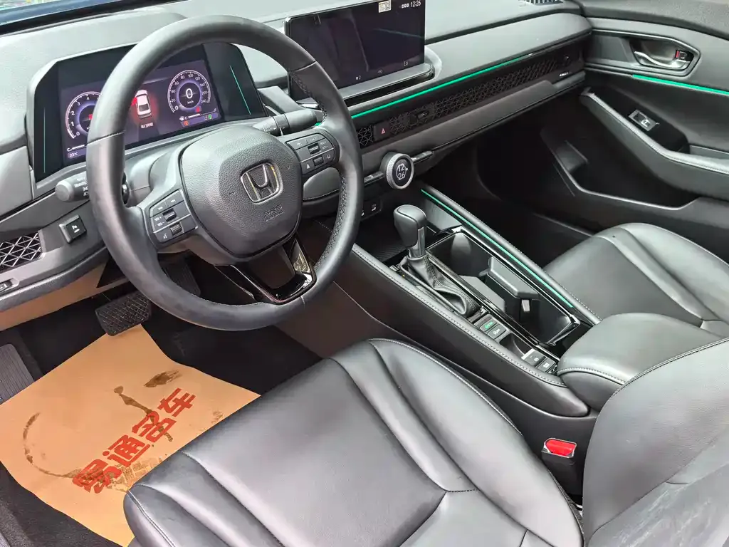 Honda Accord — фото 3