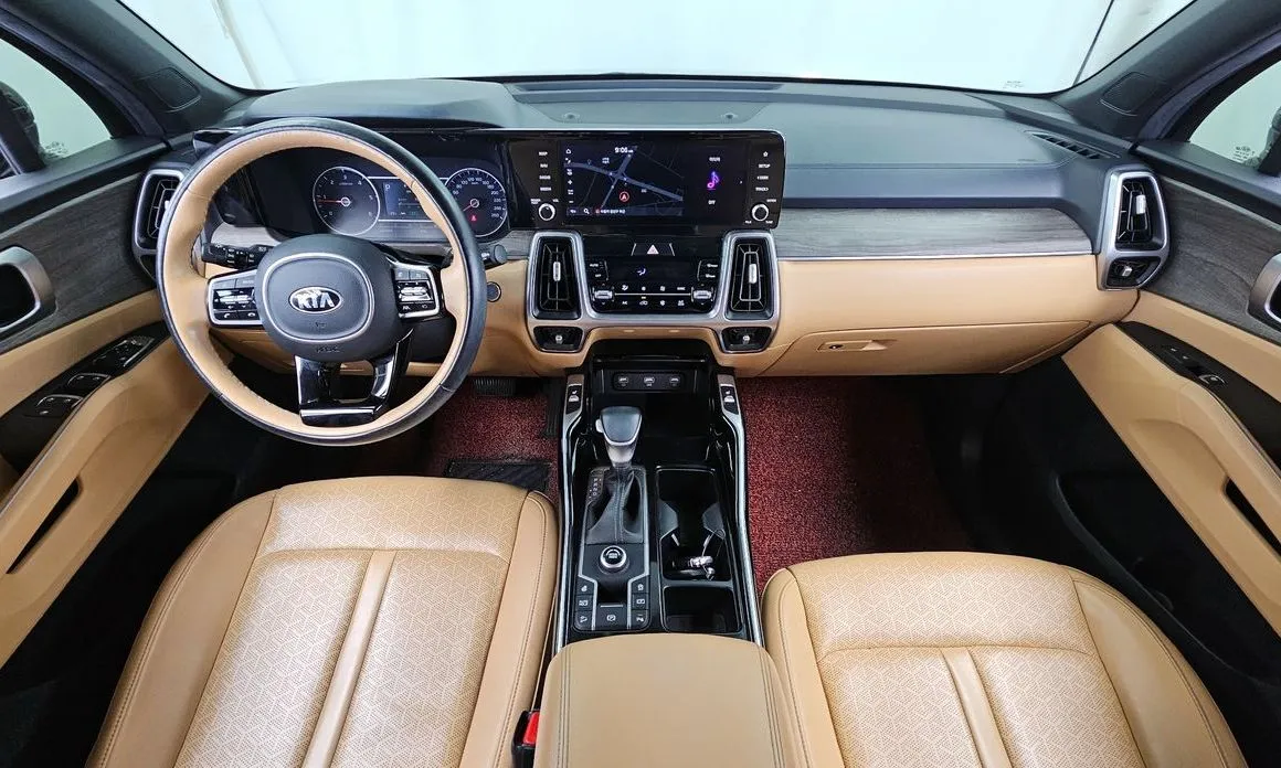 Kia Sorento — фото 9