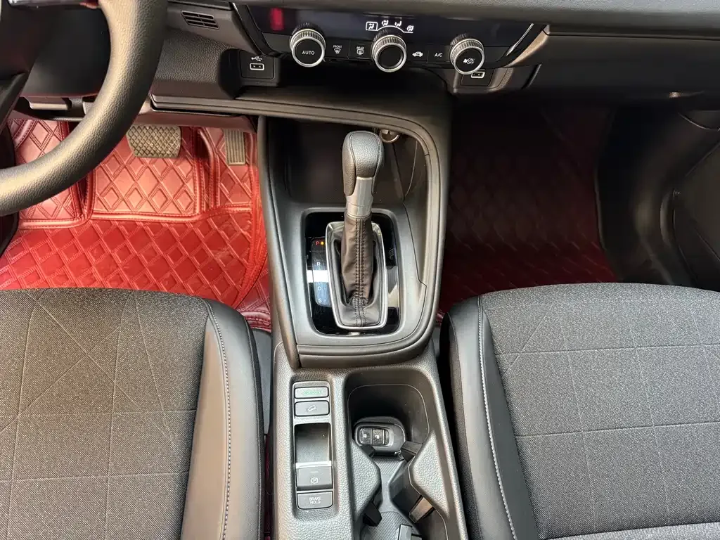 Honda Vezel 2023 из CN, фото 10