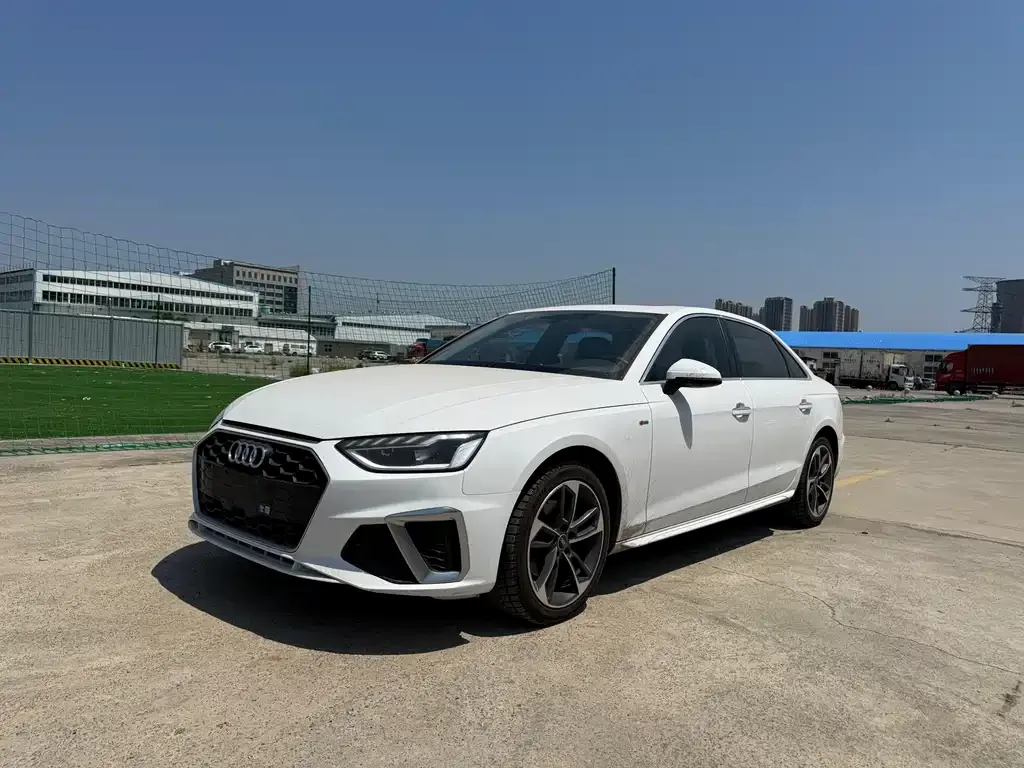 Audi A4L 2024 из CN, фото 1
