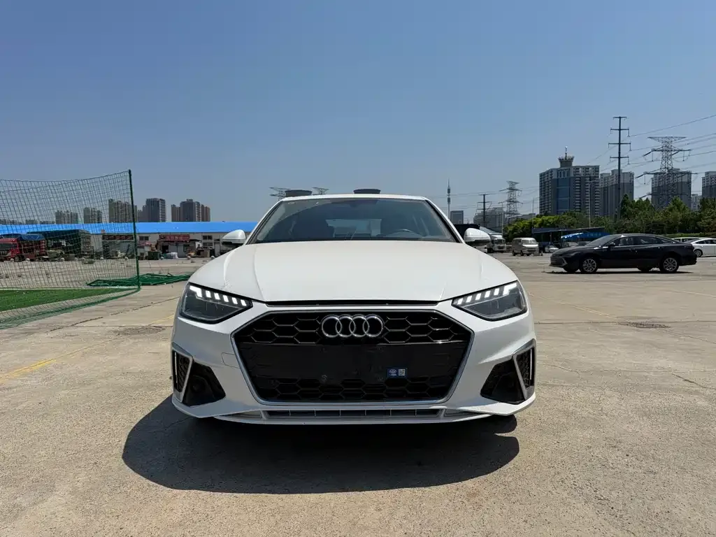Audi A4L 2024 из CN, фото 2