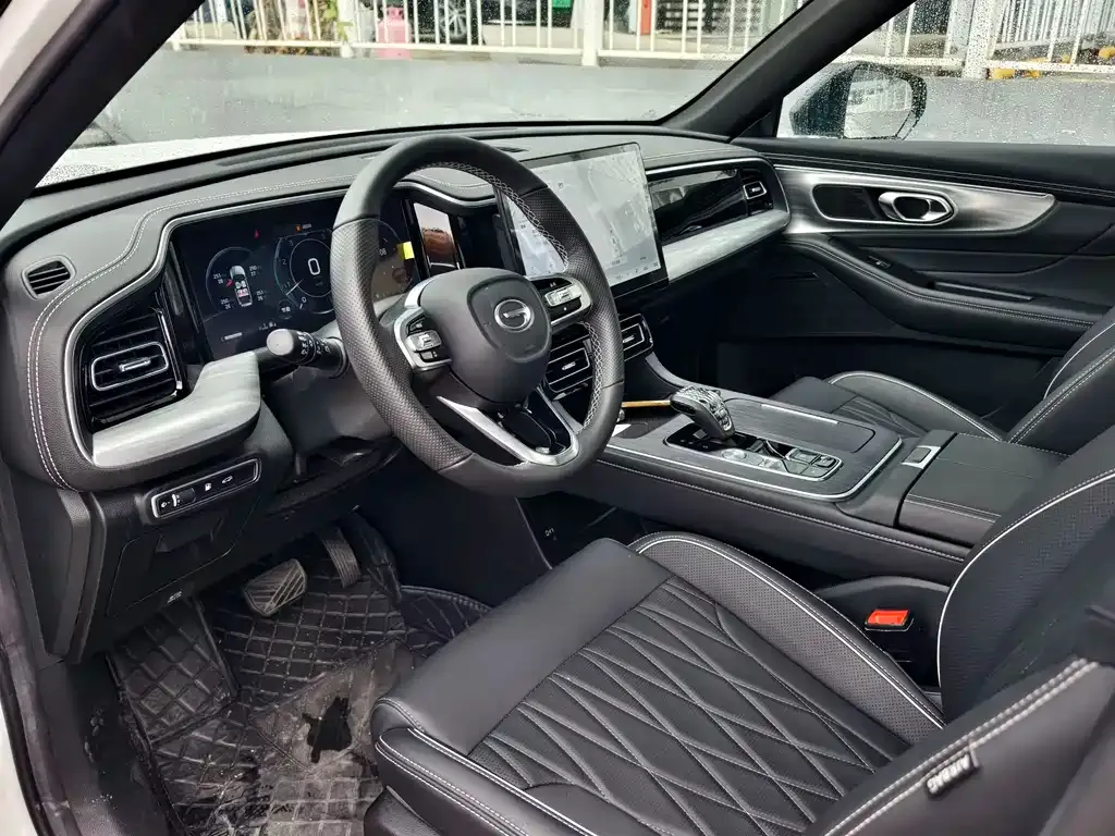 GAC Motor Trumpchi GS8 — фото 10