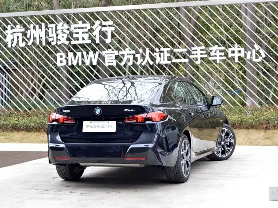 BMW 2 Series 2025 из CN, фото 8