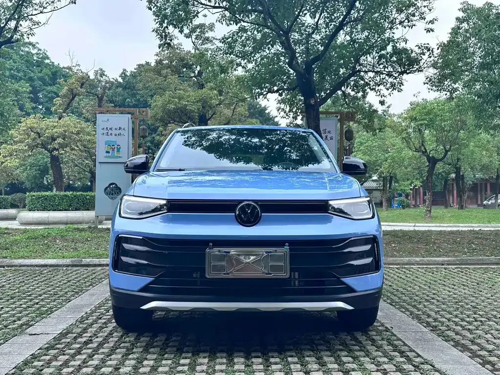 Volkswagen Tharu — фото 9