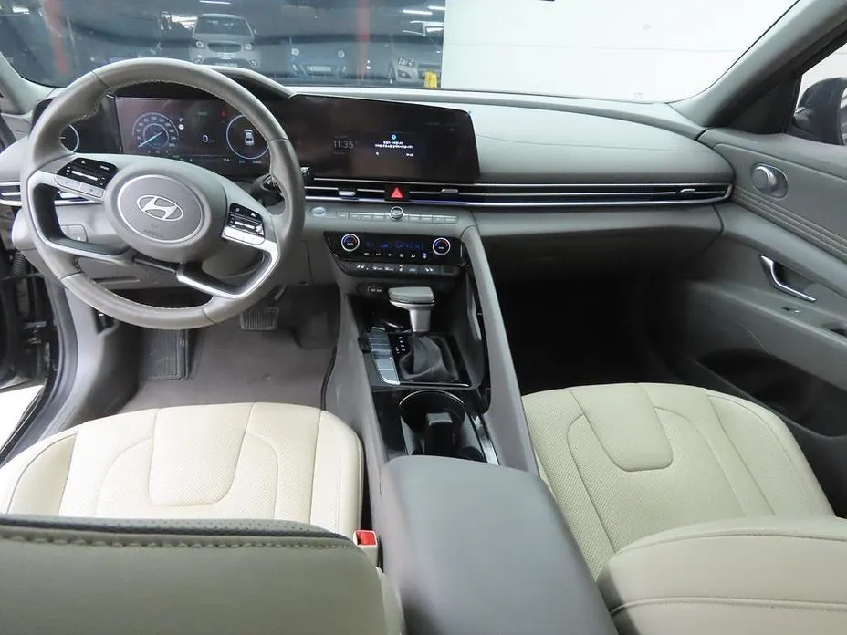 Hyundai AVANTE 2024 из KR, фото 3
