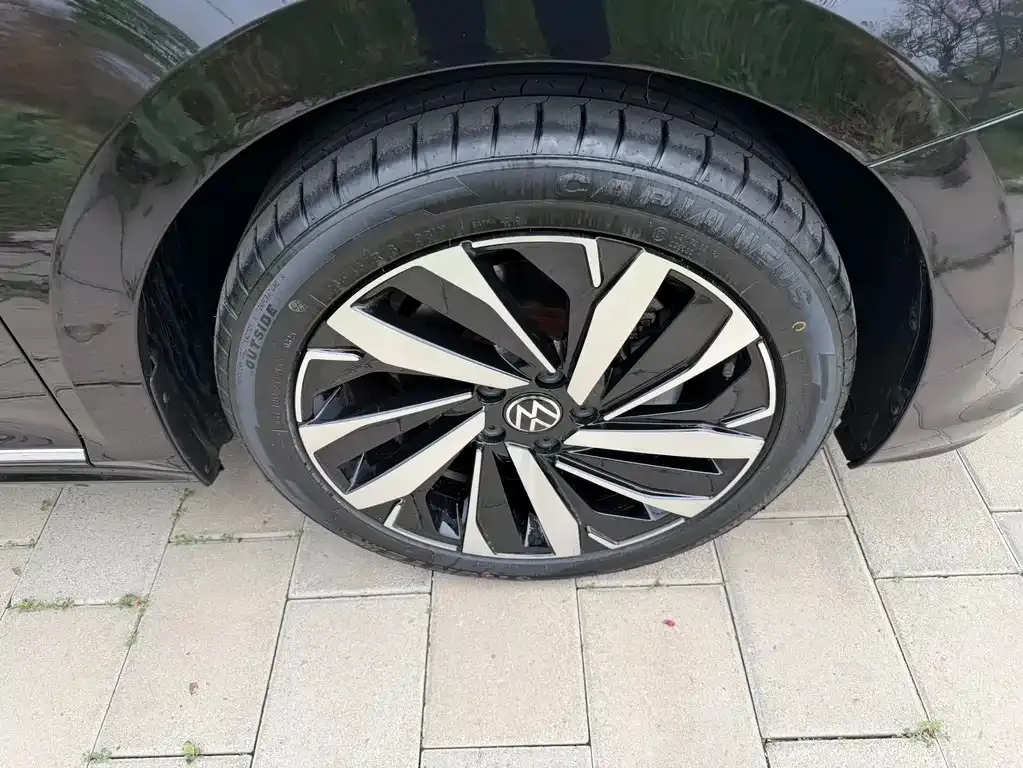 Volkswagen Passat — фото 2