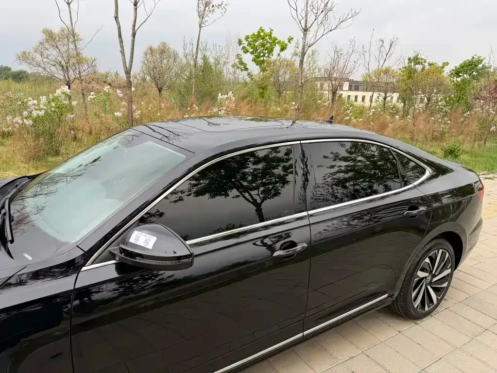Volkswagen Passat — фото 7