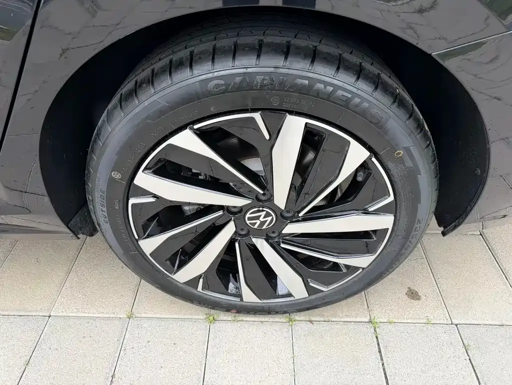 Volkswagen Passat — фото 5