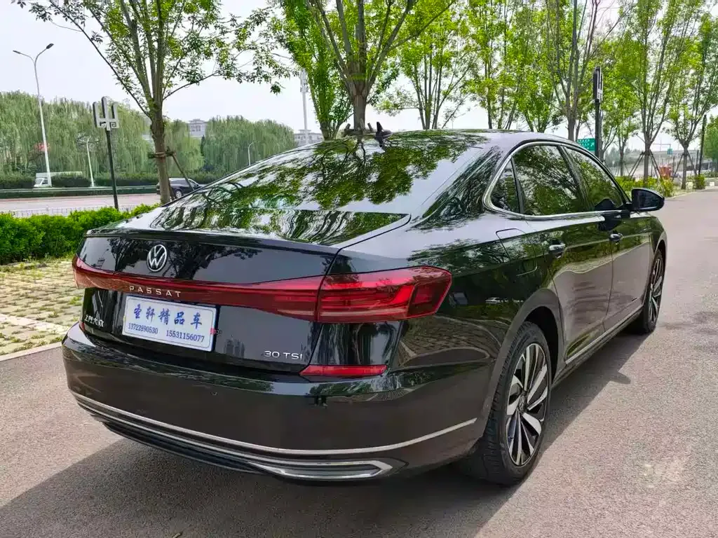 Volkswagen Passat — фото 9