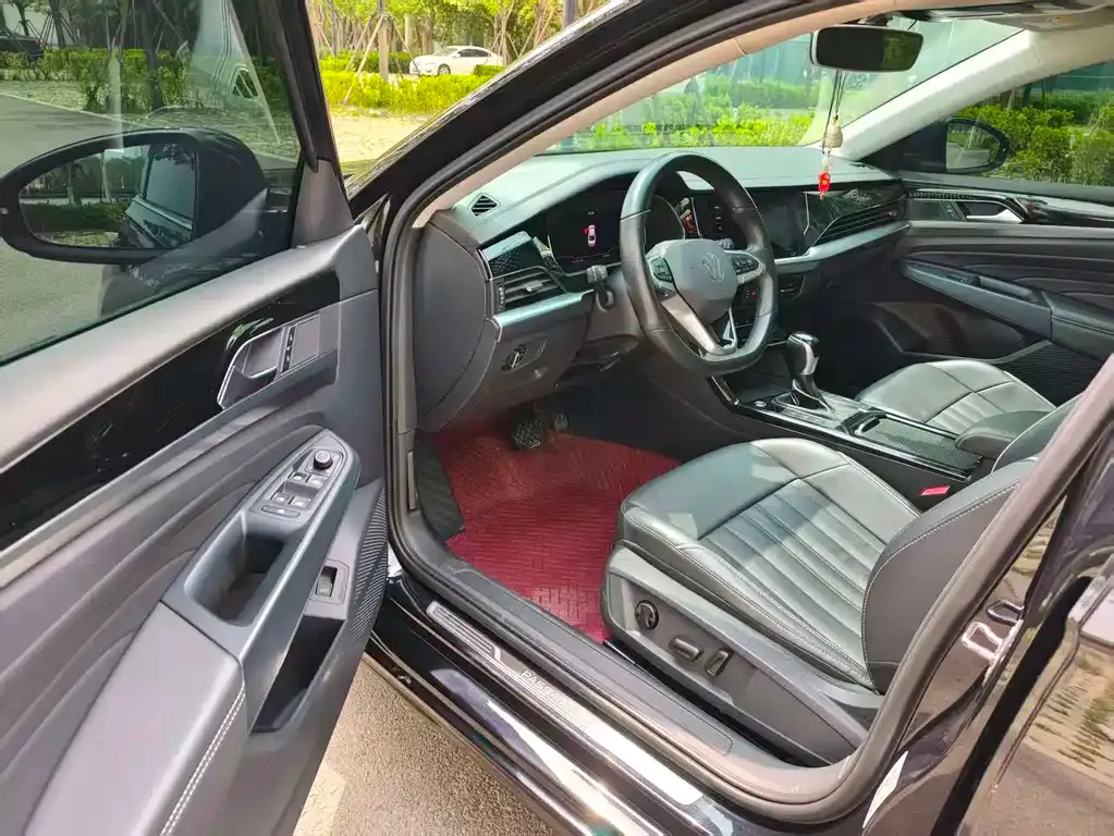 Volkswagen Passat — фото 3