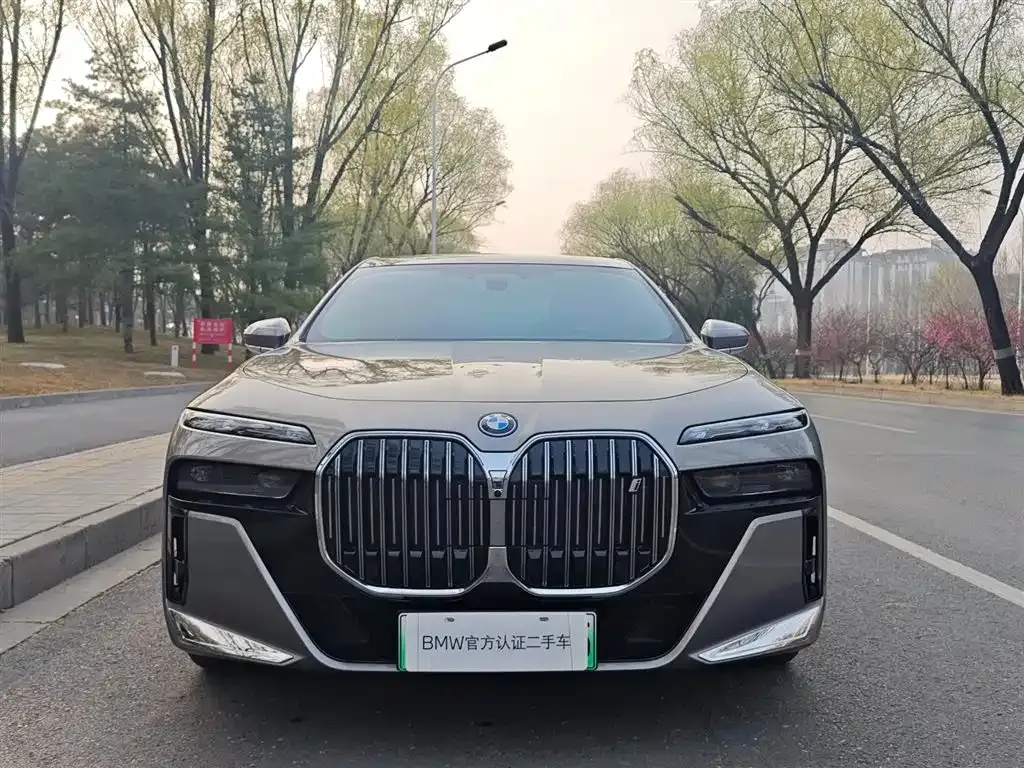 BMW i7 2024 из CN, фото 6