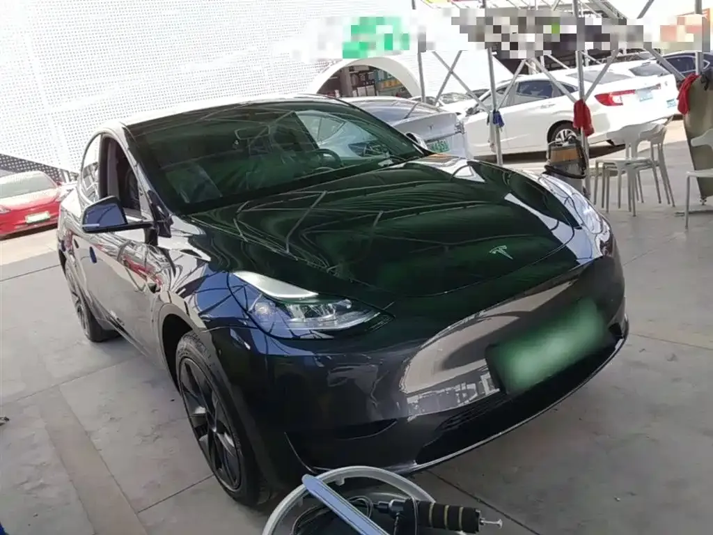 Tesla Model Y — фото 7