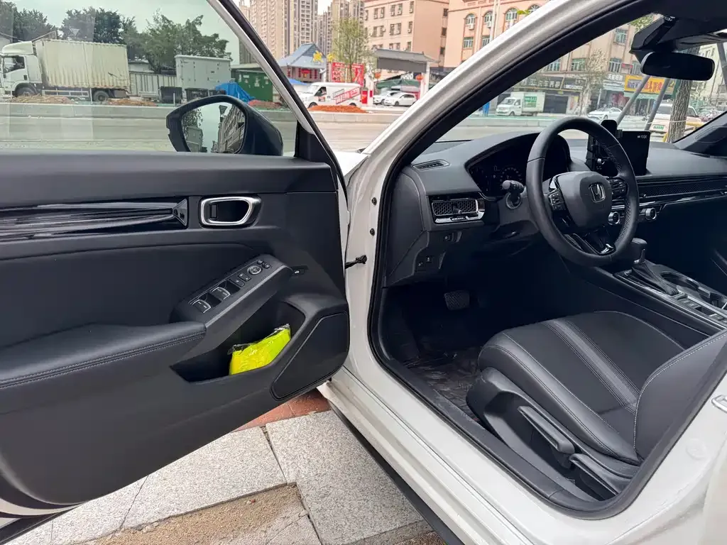 Honda Civic — фото 7